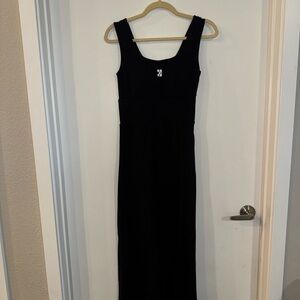 Black Sleeveless Maxi Dress - Brand: